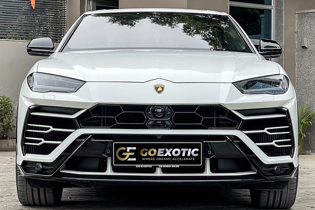 2019 LAMBORGHINI URUS pre-owned luxury car